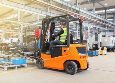 haftalık forklift